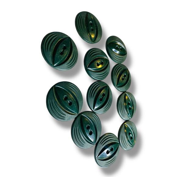 Lot of 11 Midcentury Buttons Assorted Dark Green Plastic Styles Craft Sew 1" - Picture 2 of 7